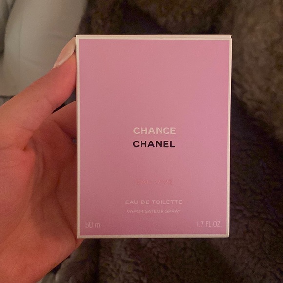 CHANEL Other - Unused chance chanel eau vive